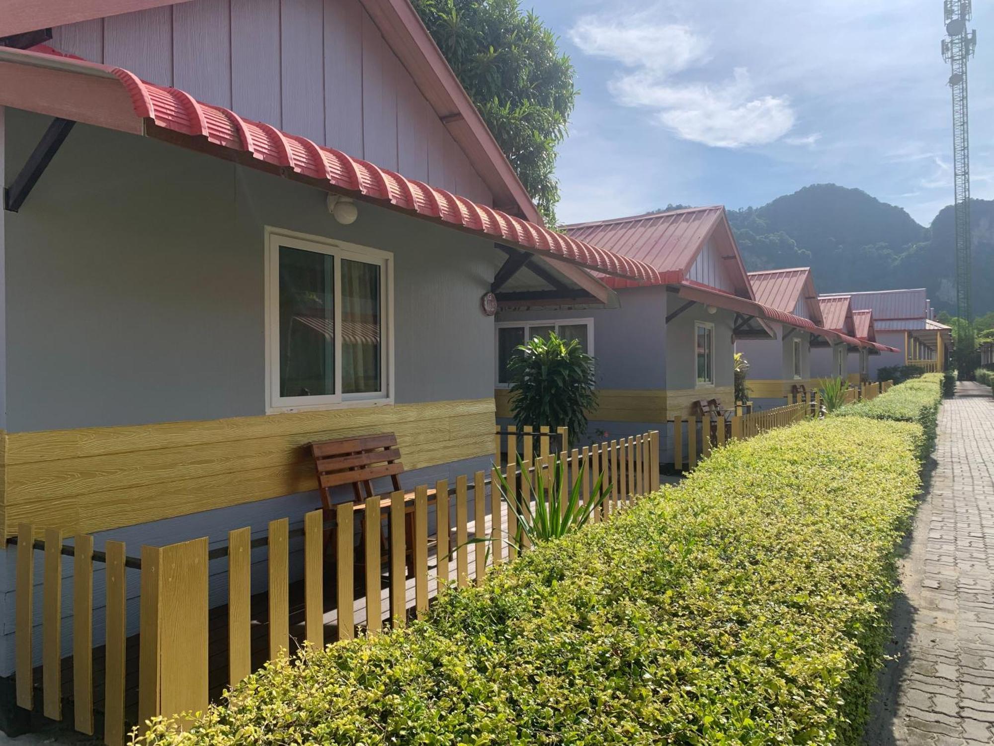 Phi Phi Ba Kao Bay Resort Экстерьер фото
